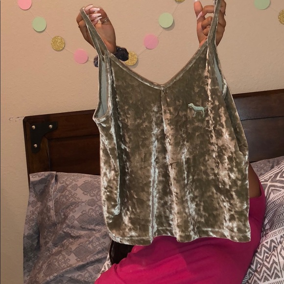 PINK velvet sleep top - Picture 1 of 1
